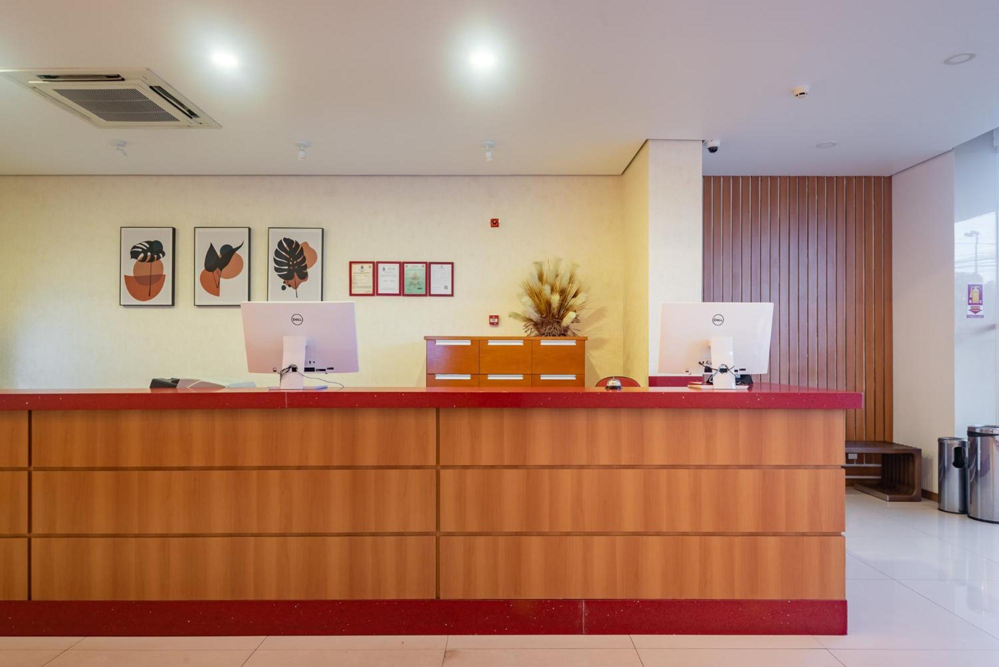 Hotel Santos Dumont Aeroporto Slz เซาลูอิส ภายนอก รูปภาพ